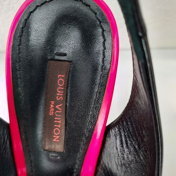 Louis Vuitton sling back patent leather black and fuschia pumps - Picture 6 of 12